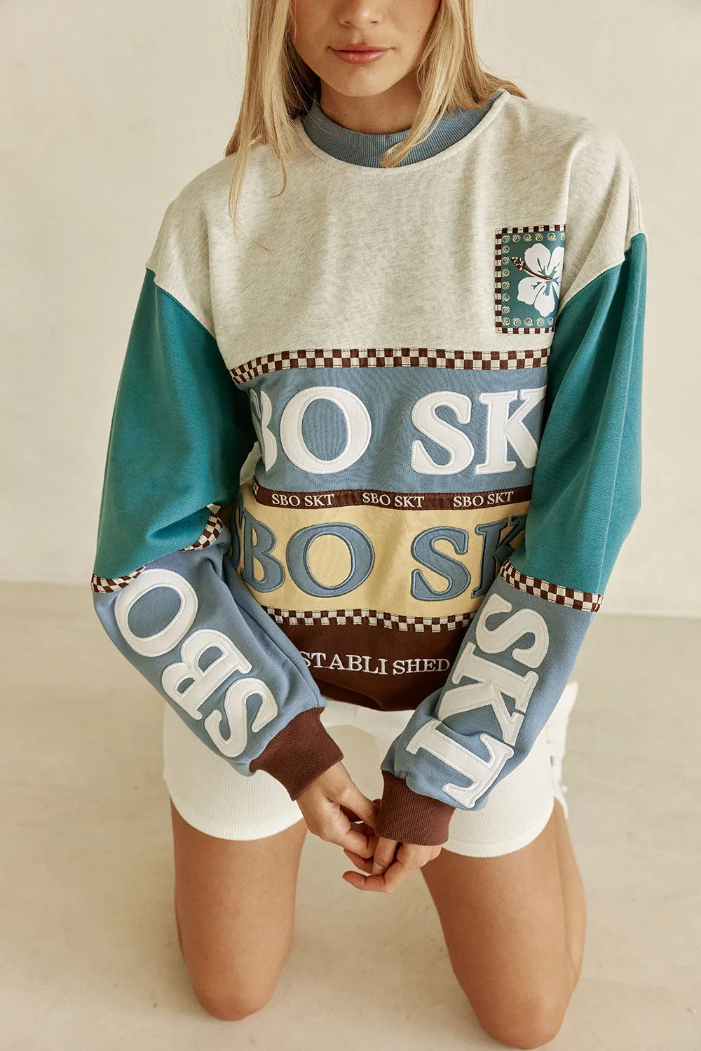 Alpine Sweater Terry oversized warna abu-abu hijau biru kuning coklat di Joy368