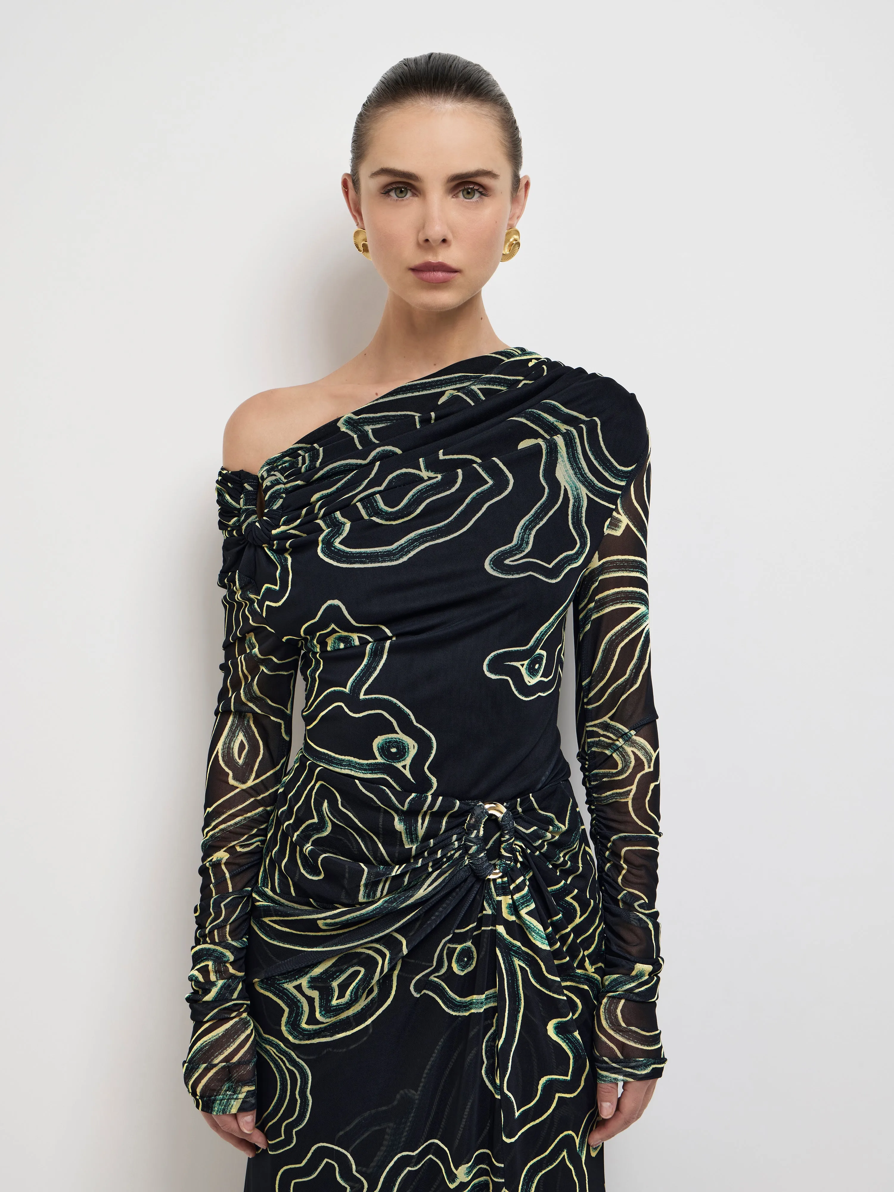 Aurelia Paisley Top atasan wanita motif elegan dari Joy368