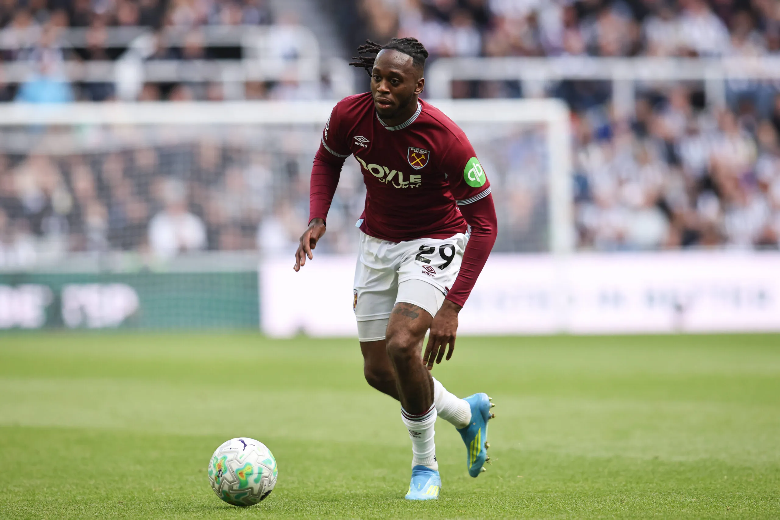 Arsenal dikabarkan mengincar Aaron Wan-Bissaka untuk perkuat lini belakang musim panas ini