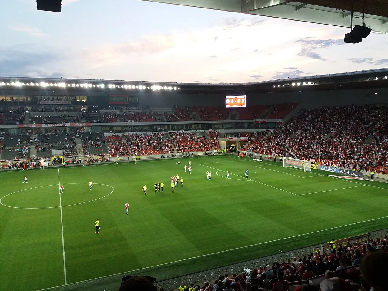 Kompetisi kasta tertinggi Czech First League menyajikan persaingan sengit klub elite Ceko