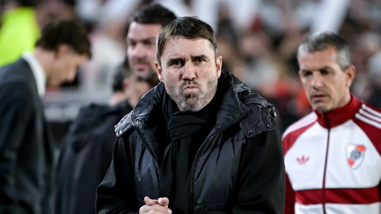 Eduardo Coudet resmi meninggalkan kursi kepelatihan River Plate setelah tersingkir di Copa Sudamericana