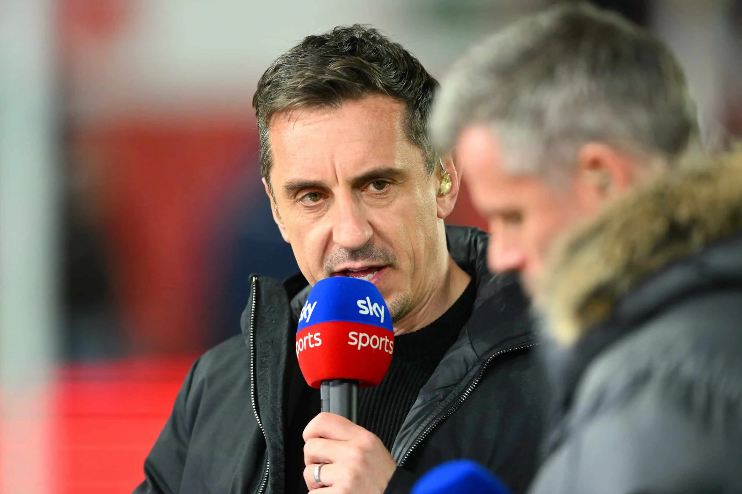 Gary Neville sarankan Manchester United boyong empat pemain baru di bursa transfer