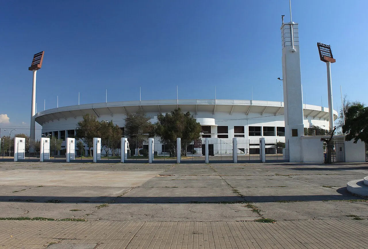Skuad Brasil merayakan gelar juara Piala Dunia 1962 di Estadio Nacional