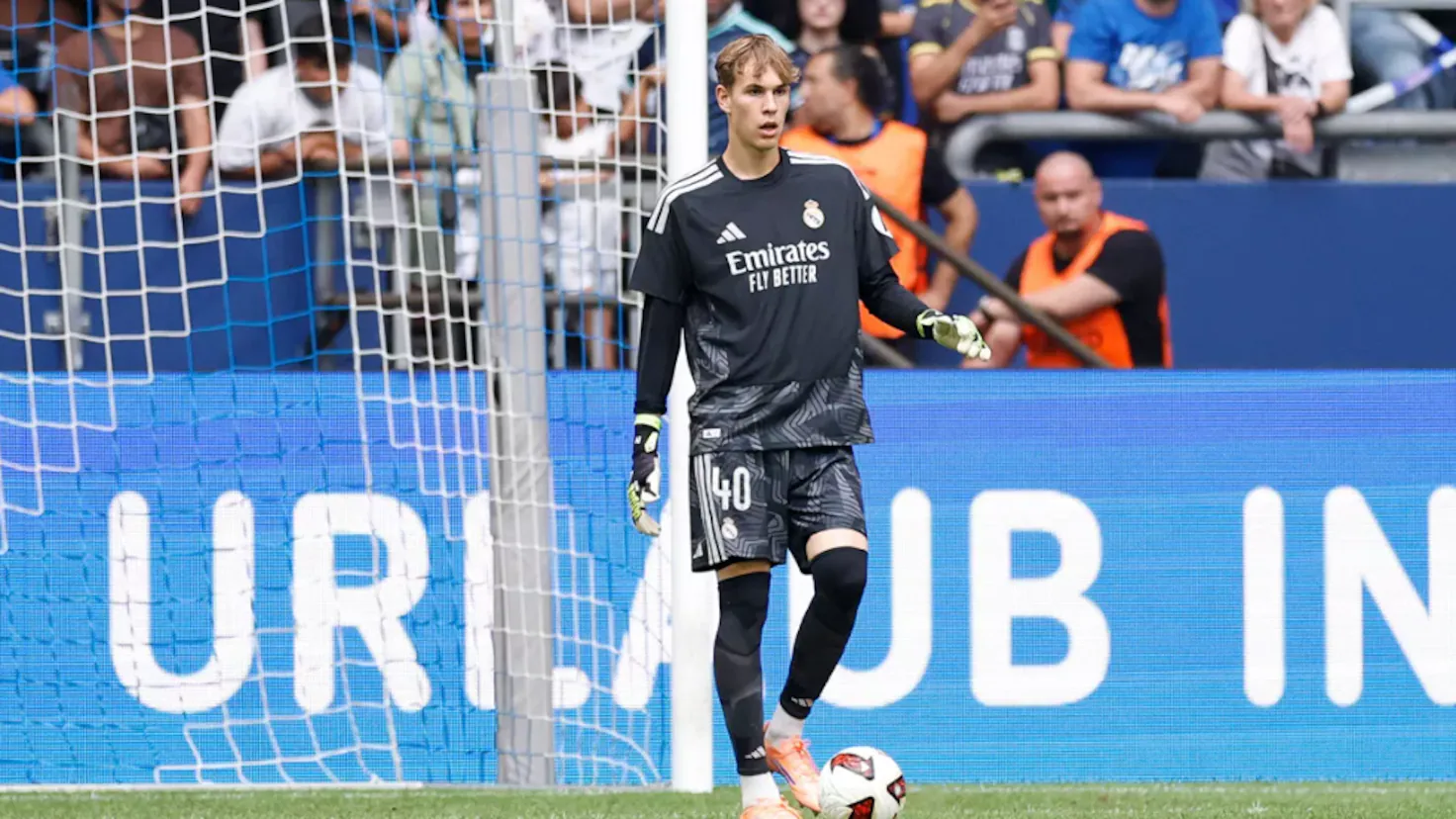 Illia Voloshyn jalani debut bersama tim utama Real Madrid di bawah arahan Jose Mourinho