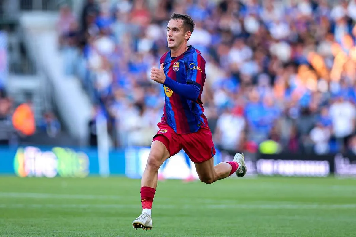 Marc Casado menjadi incaran Manchester United setelah tersingkir dari skuad utama Barcelona