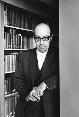 Potret profil Philip Larkin penyair dan pustakawan terkemuka asal Inggris