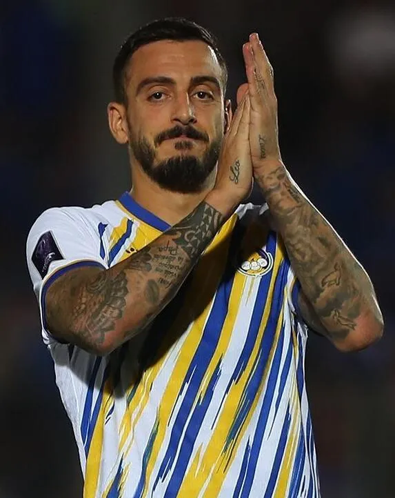 Penyerang asal Spanyol Joselu saat merayakan keberhasilan di lapangan hijau