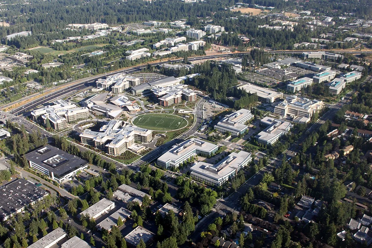 Kantor pusat Microsoft Corporation di Redmond Washington