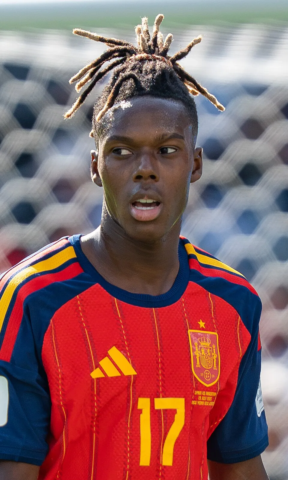 Winger Athletic Bilbao dan Timnas Spanyol Nico Williams beraksi di lapangan
