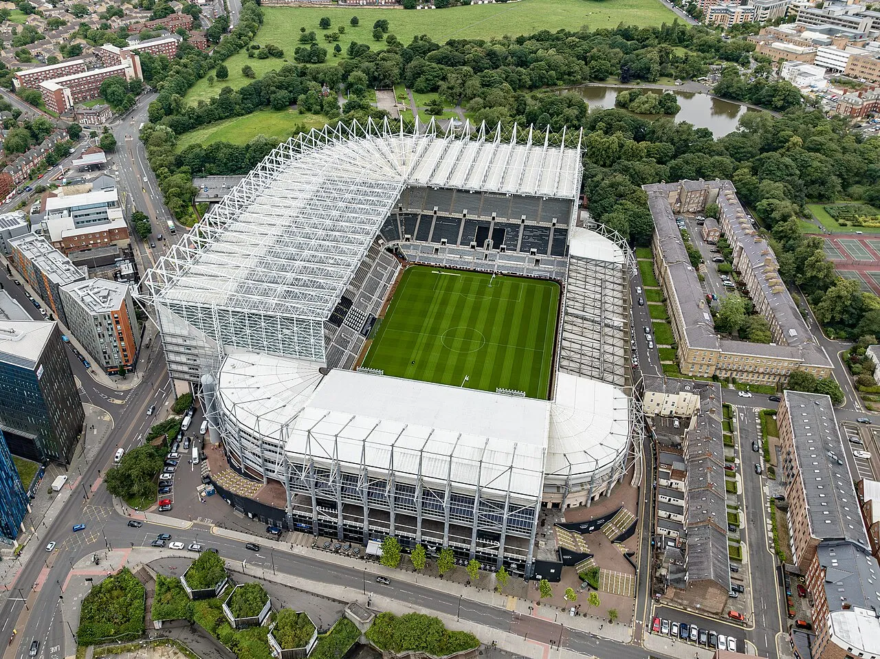 Stadion St James Park markas klub Newcastle United dari udara