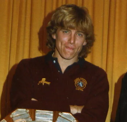 Profil Tony Morley legenda winger Aston Villa dan timnas Inggris