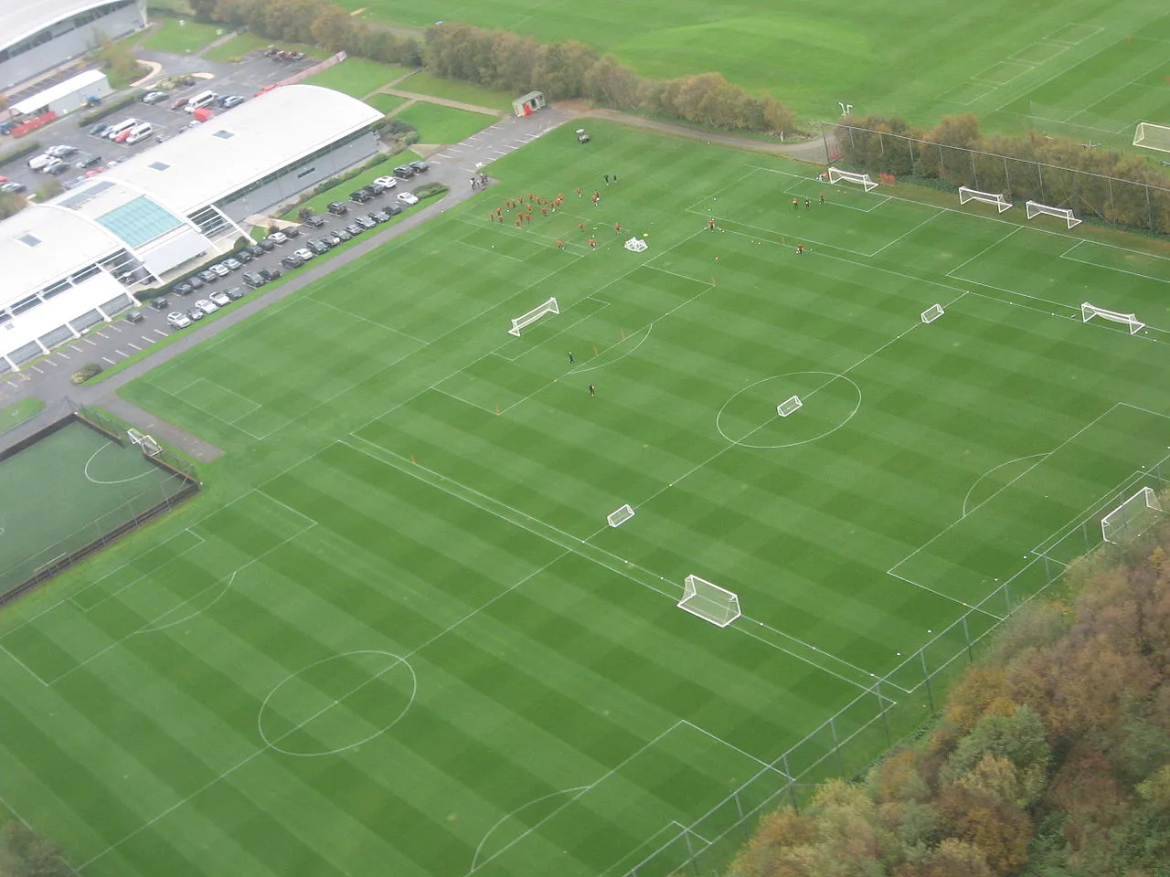Pusat latihan Trafford Training Centre Manchester United di Carrington