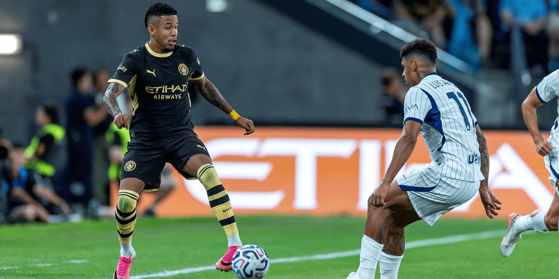 Savinho resmi bergabung dengan Tottenham Hotspur dari Manchester City senilai 85 juta poundsterling