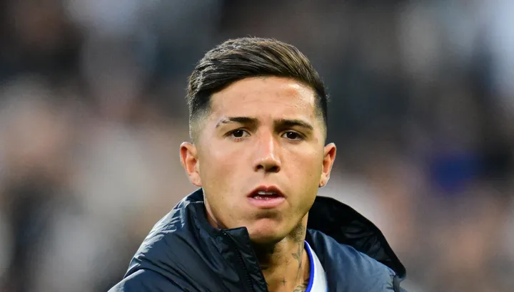 Xabi Alonso tanggapi spekulasi transfer Enzo Fernandez ke Manchester City